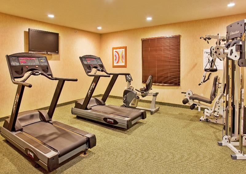 Holiday Inn Express Hotel And Suites Lincoln Airport By Ihg Bagian luar foto